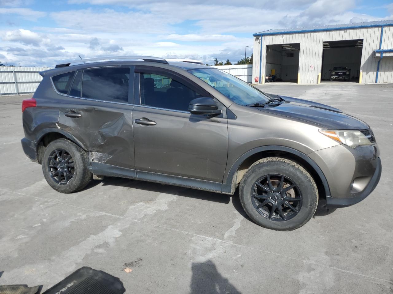 2014 Toyota RAV 4 - Image 4
