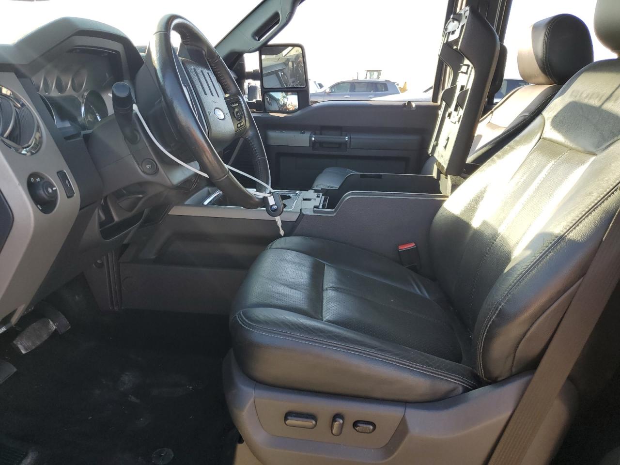 2016 Ford F250 - Image 7