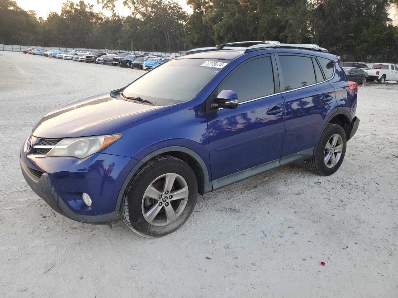 2T3RFREV6FW406495 2015 Toyota Rav4 Xle