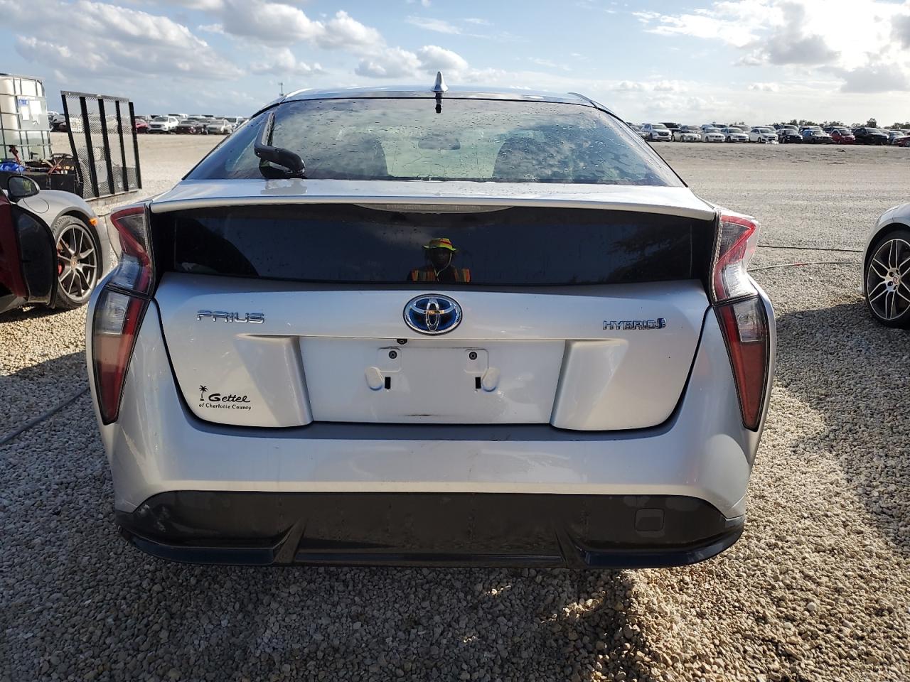 2017 Toyota Prius VIN: JTDKARFU8H3038090 Lot: 74626514