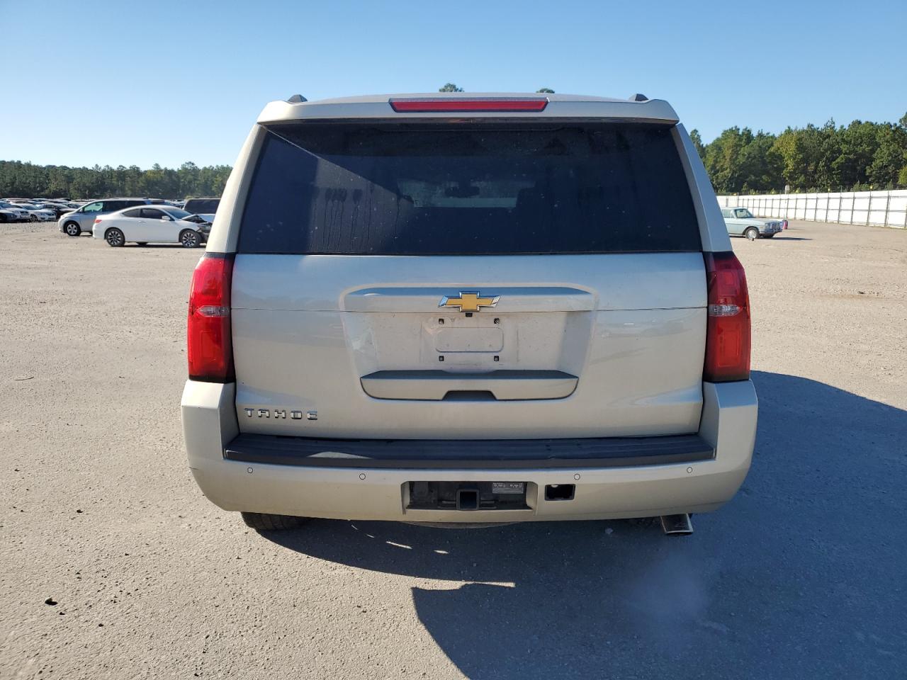 2016 Chevrolet Tahoe C1500 Ls VIN: 1GNSCAKC5GR201225 Lot: 75287114