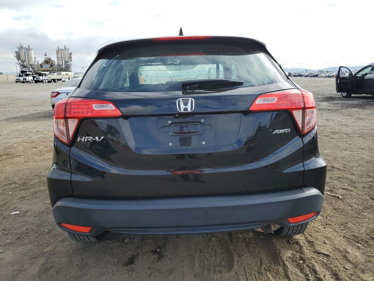 2018 Honda Hr-V Lx VIN: 3CZRU6H33JG728707 Lot: 76784704