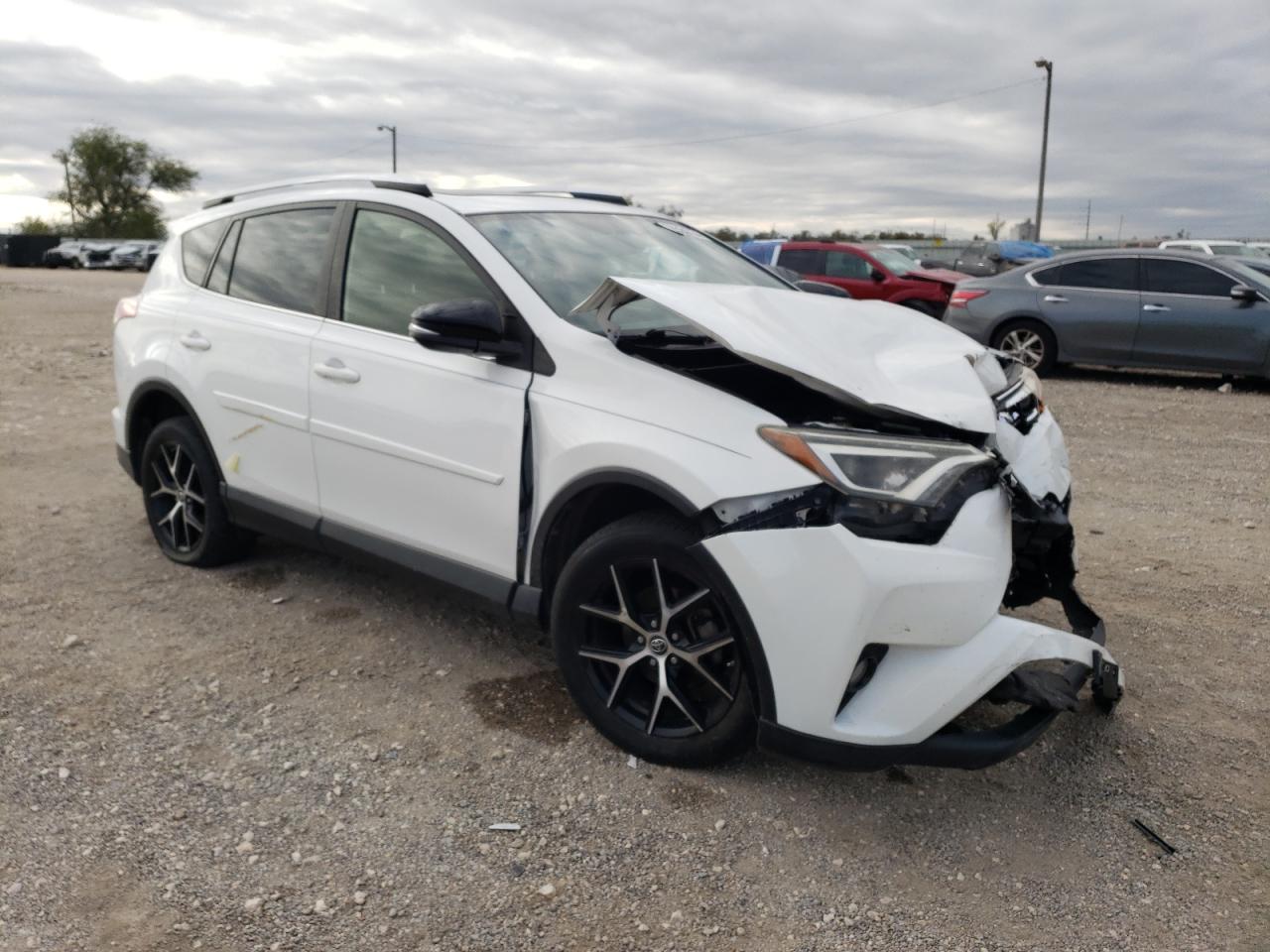 2016 Toyota RAV 4 - Image 4
