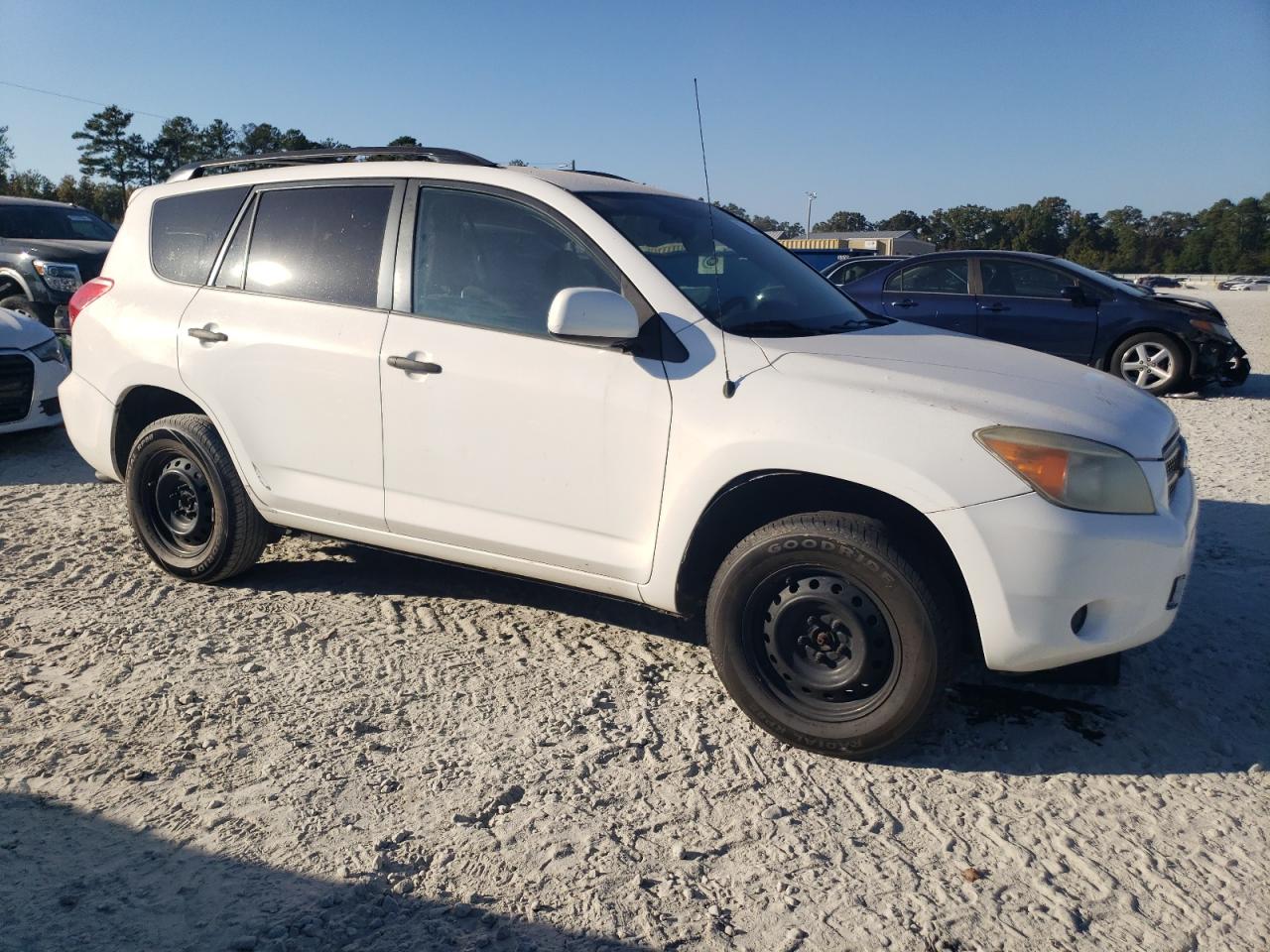 2007 Toyota RAV 4 - Image 4