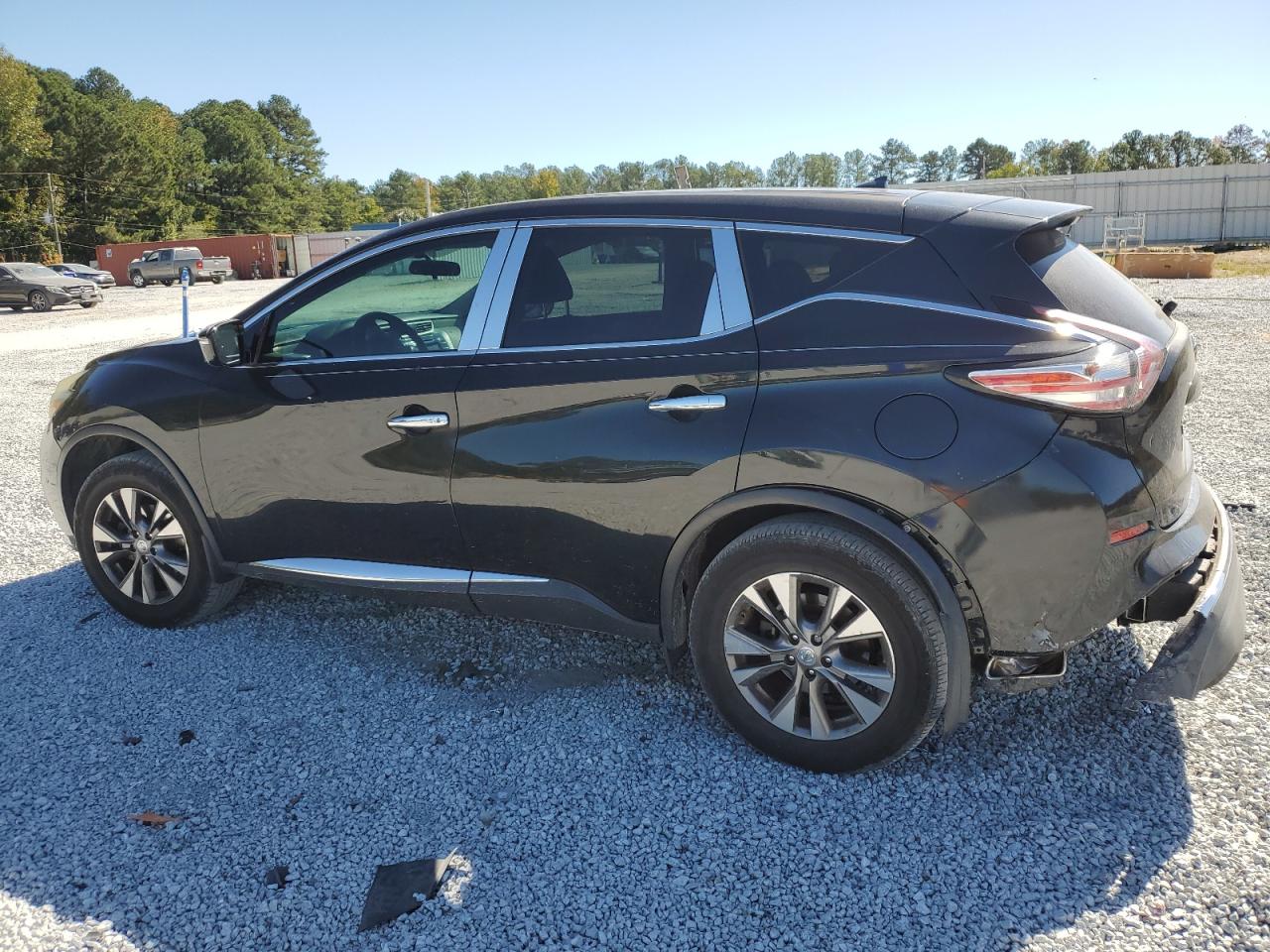2015 Nissan Murano - Image 2