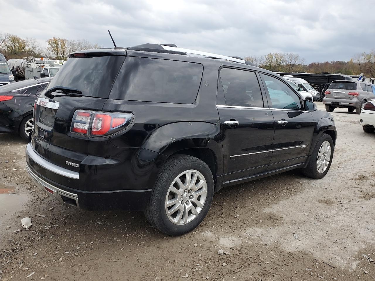 2016 GMC Acadia - Image 3