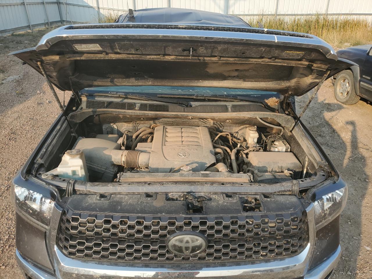 2018 Toyota Tundra - Image 11