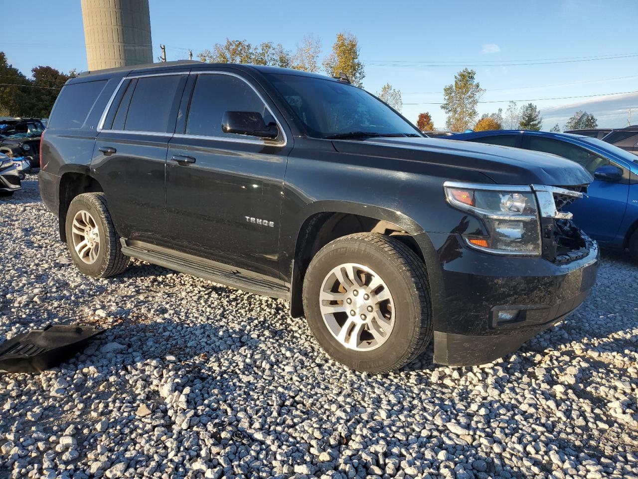 VIN 1GNSKBKC5GR146641 2016 CHEVROLET TAHOE no.4