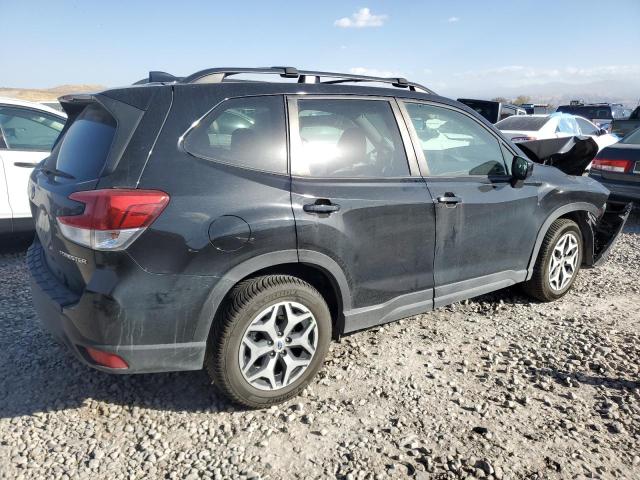  SUBARU FORESTER 2021 Черный