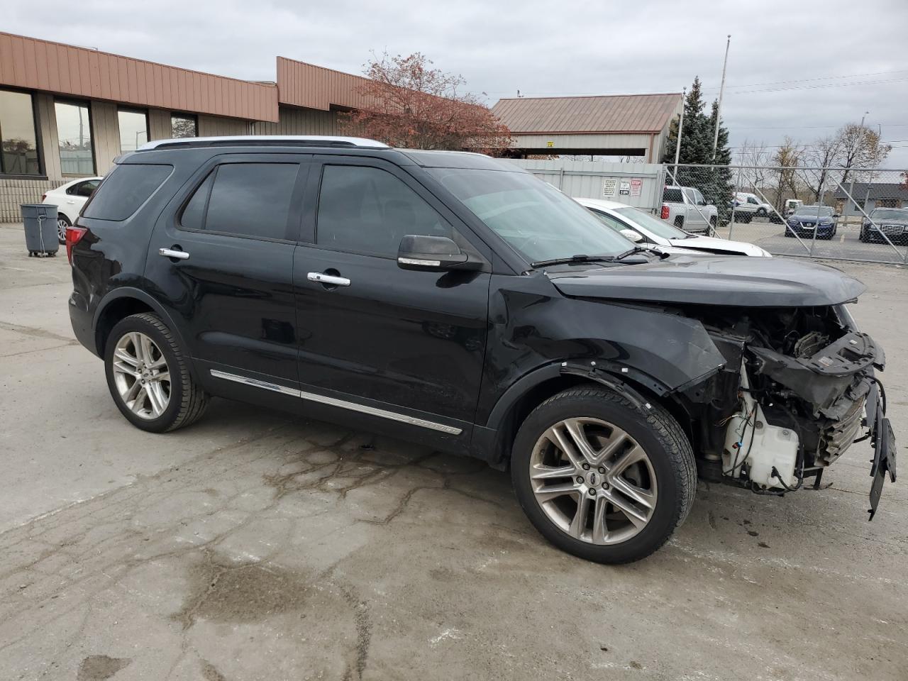 2017 Ford Explorer - Image 4