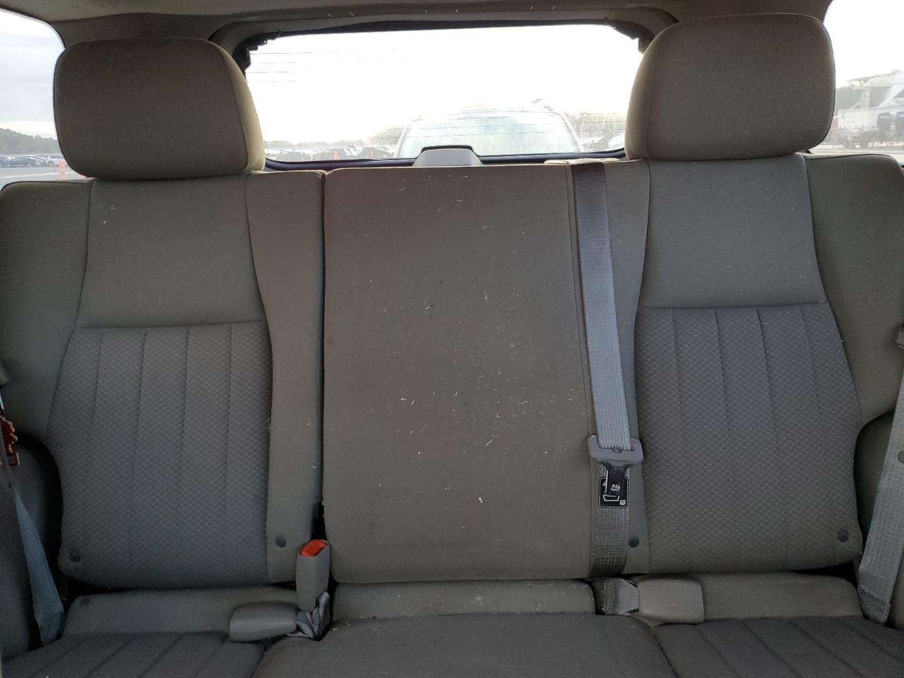 2005 Jeep Grand Cherokee - Image 10