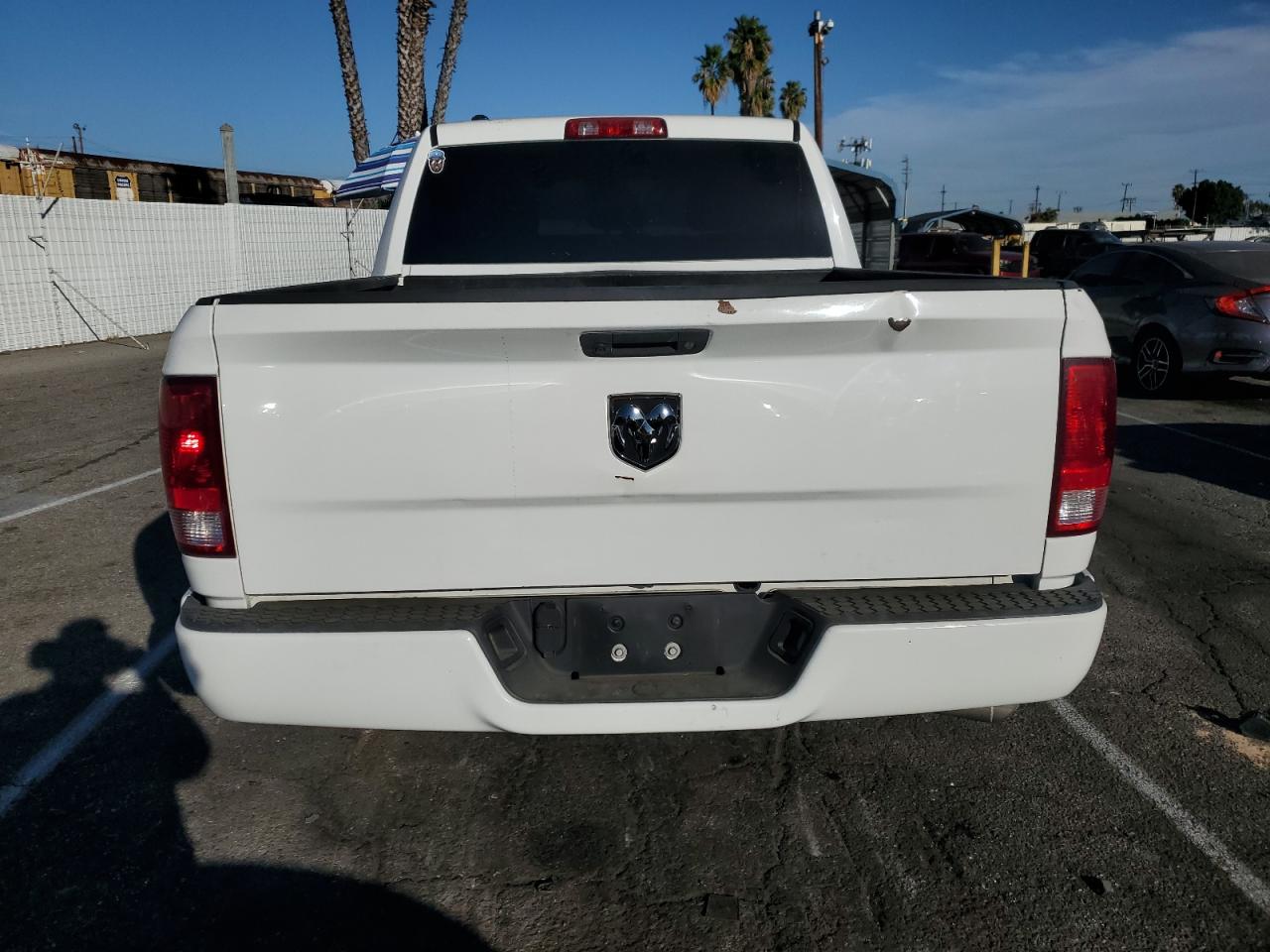 2018 Ram 1500 St VIN: 1C6RR6KG6JS141596 Lot: 76945554