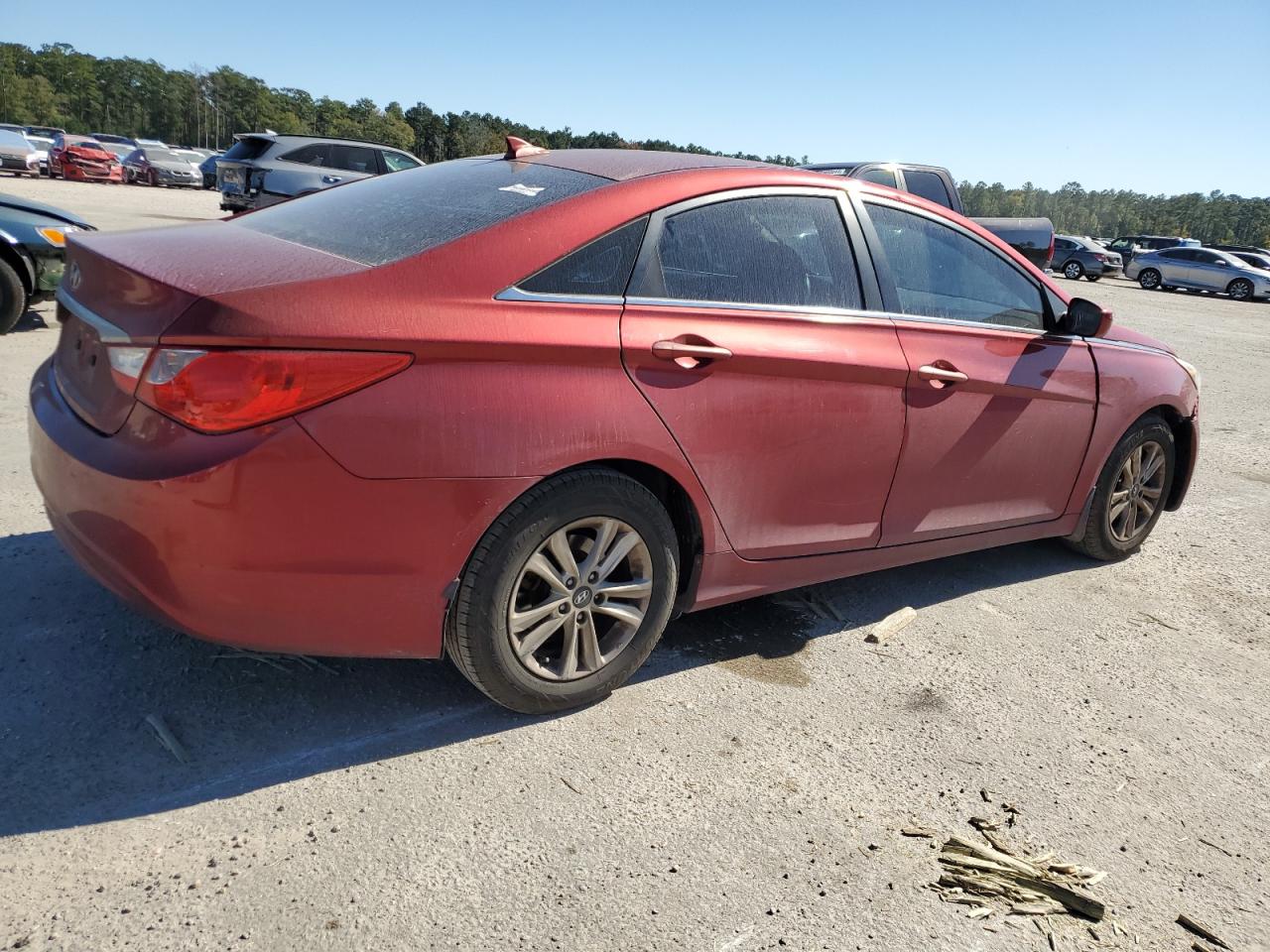 2013 Hyundai Sonata - Image 3