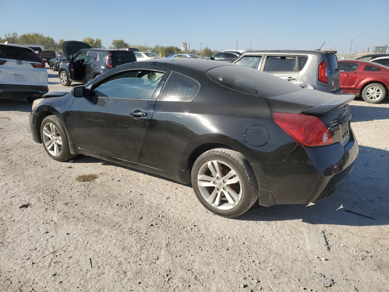 2013 Nissan Altima - Image 2