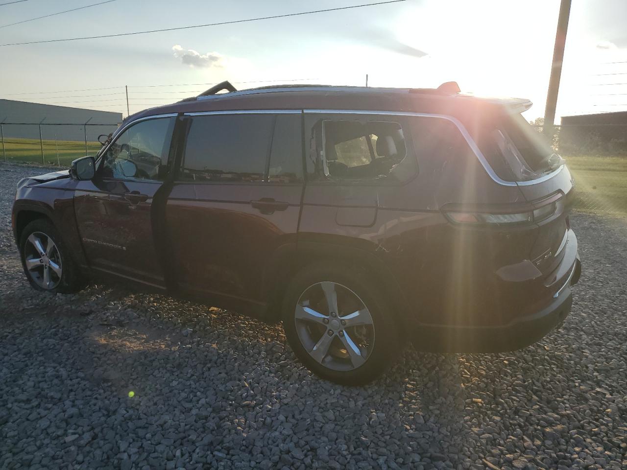 2021 Jeep Grand Cherokee - Image 2