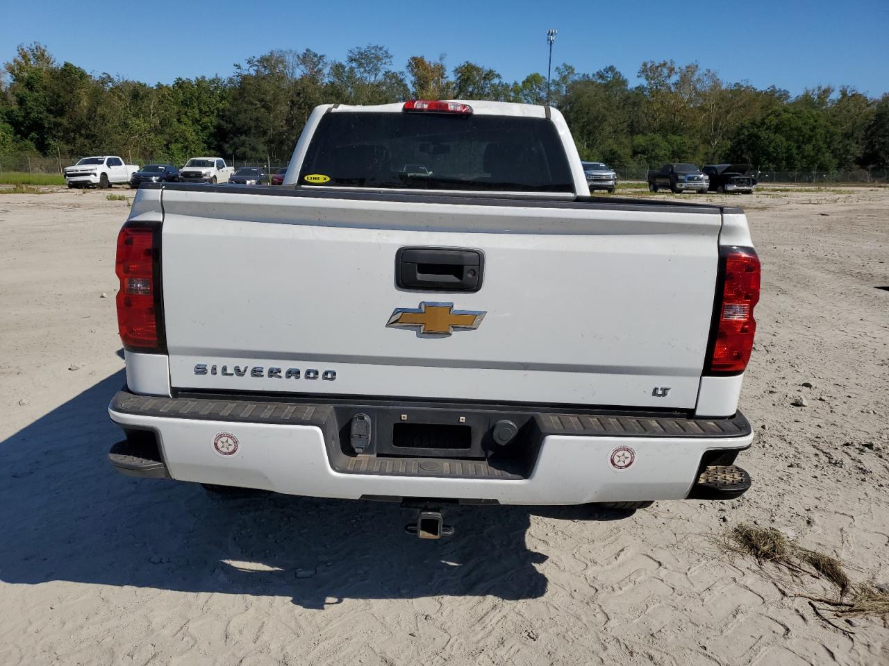 2018 Chevrolet Silverado K1500 Lt VIN: 1GCVKREC4JZ338800 Lot: 75712974