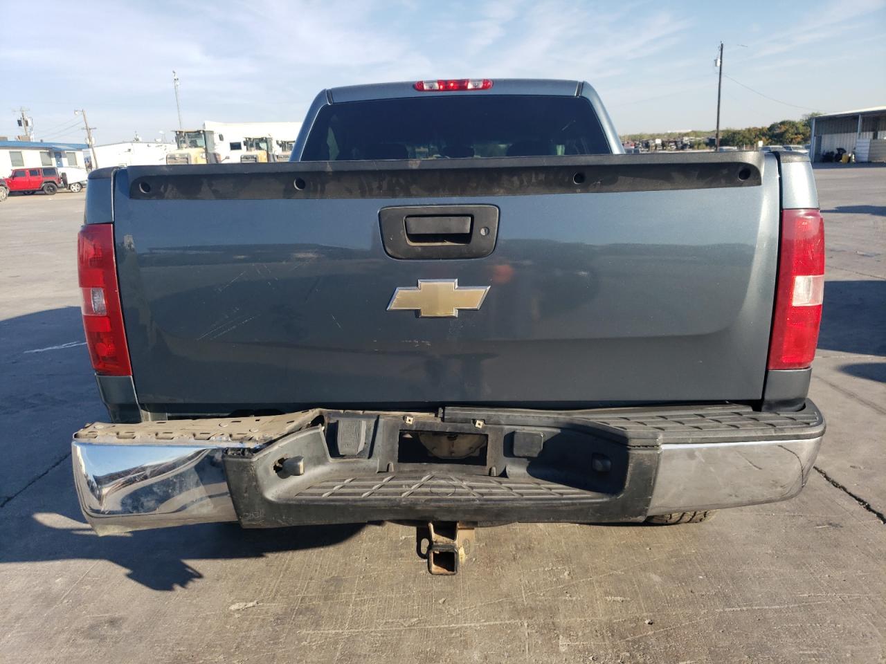 2011 Chevrolet Silverado C1500 Lt VIN: 3GCPCSE05BG262217 Lot: 78000724