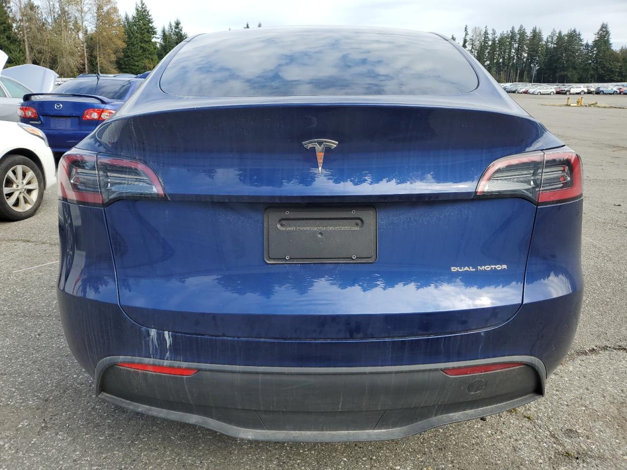 7SAYGDEE4PA129039 2023 Tesla Model Y