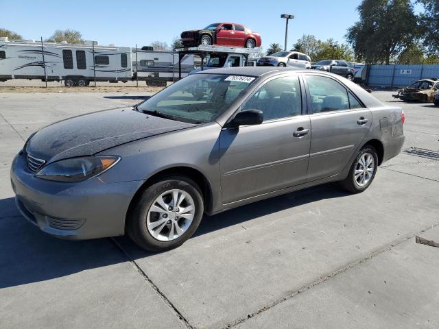 2005 Toyota Camry Le للبيع في Sacramento، CA - Front End