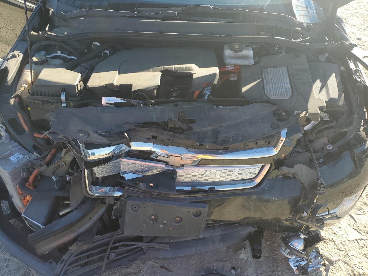 2015 Chevrolet Volt - Image 12