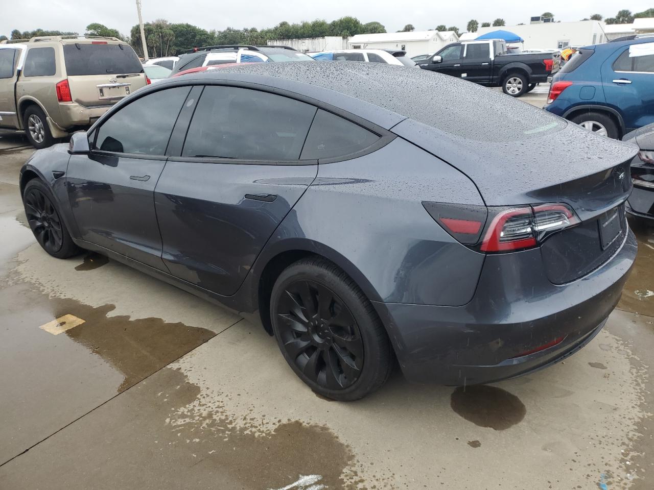 5YJ3E1EB8NF248763 2022 TESLA MODEL 3 - Image 2