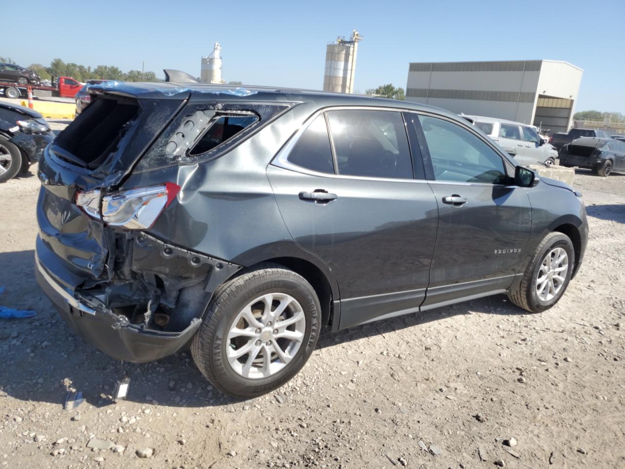 VIN 3GNAXKEV9KS676269 2019 CHEVROLET EQUINOX no.3