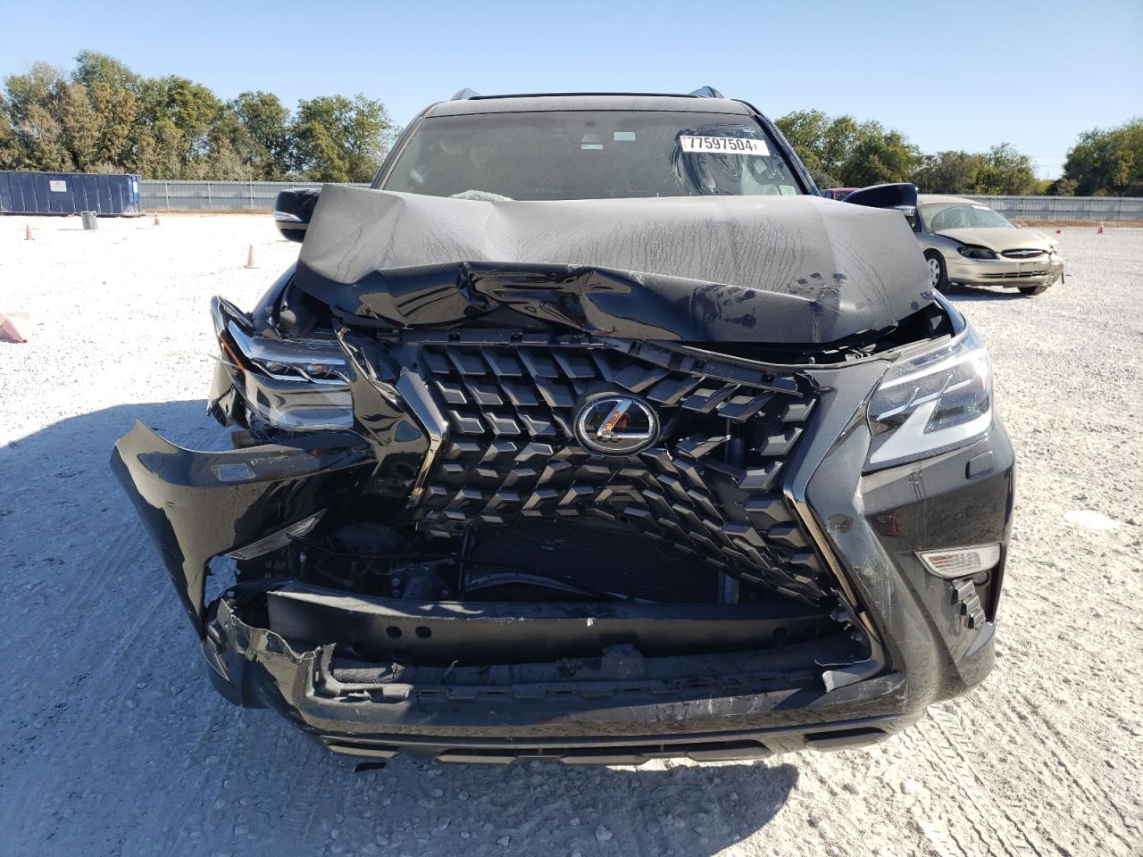 2022 Lexus GX - Image 5