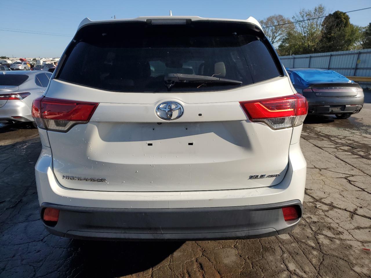 2017 Toyota Highlander Se VIN: 5TDJZRFH3HS516504 Lot: 74786514