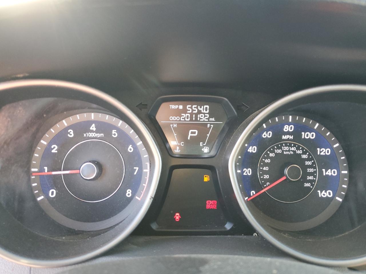 2013 Hyundai Elantra - Image 9