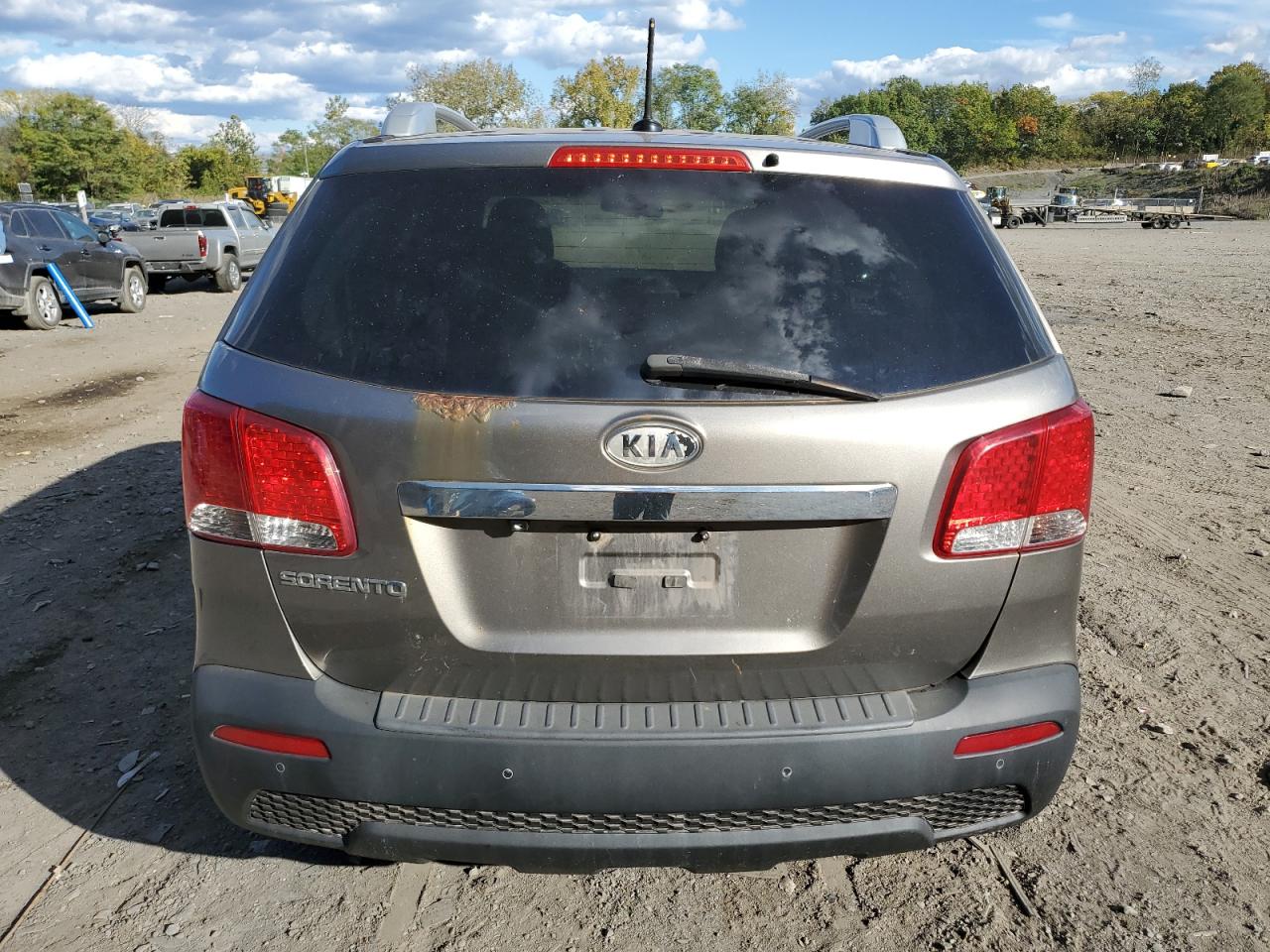 2013 Kia Sorento Lx VIN: 5XYKTDA23DG419810 Lot: 75091254