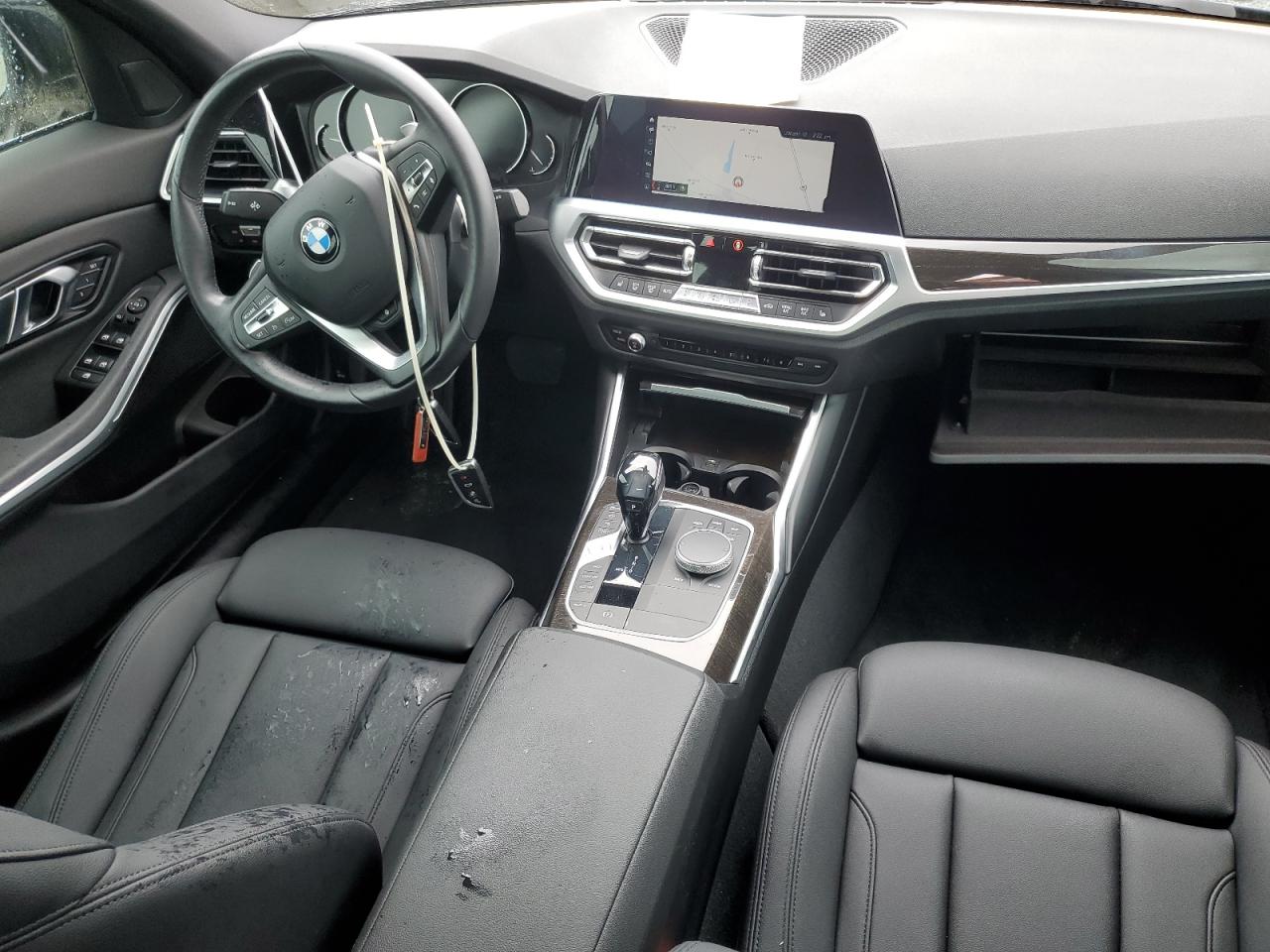 3MW5R7J00L8B00996 2020 BMW 330Xi