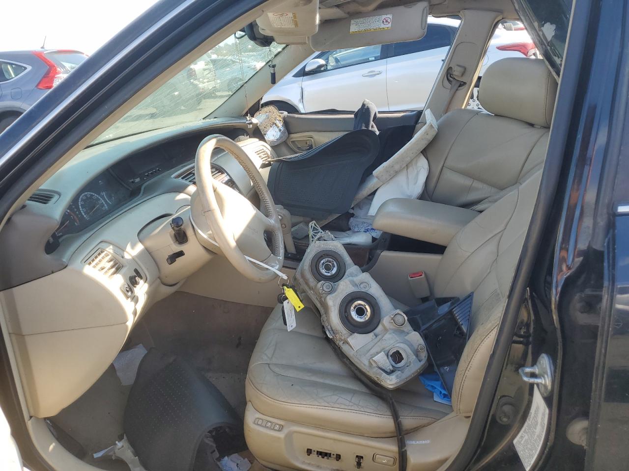 2000 Toyota Avalon - Image 7