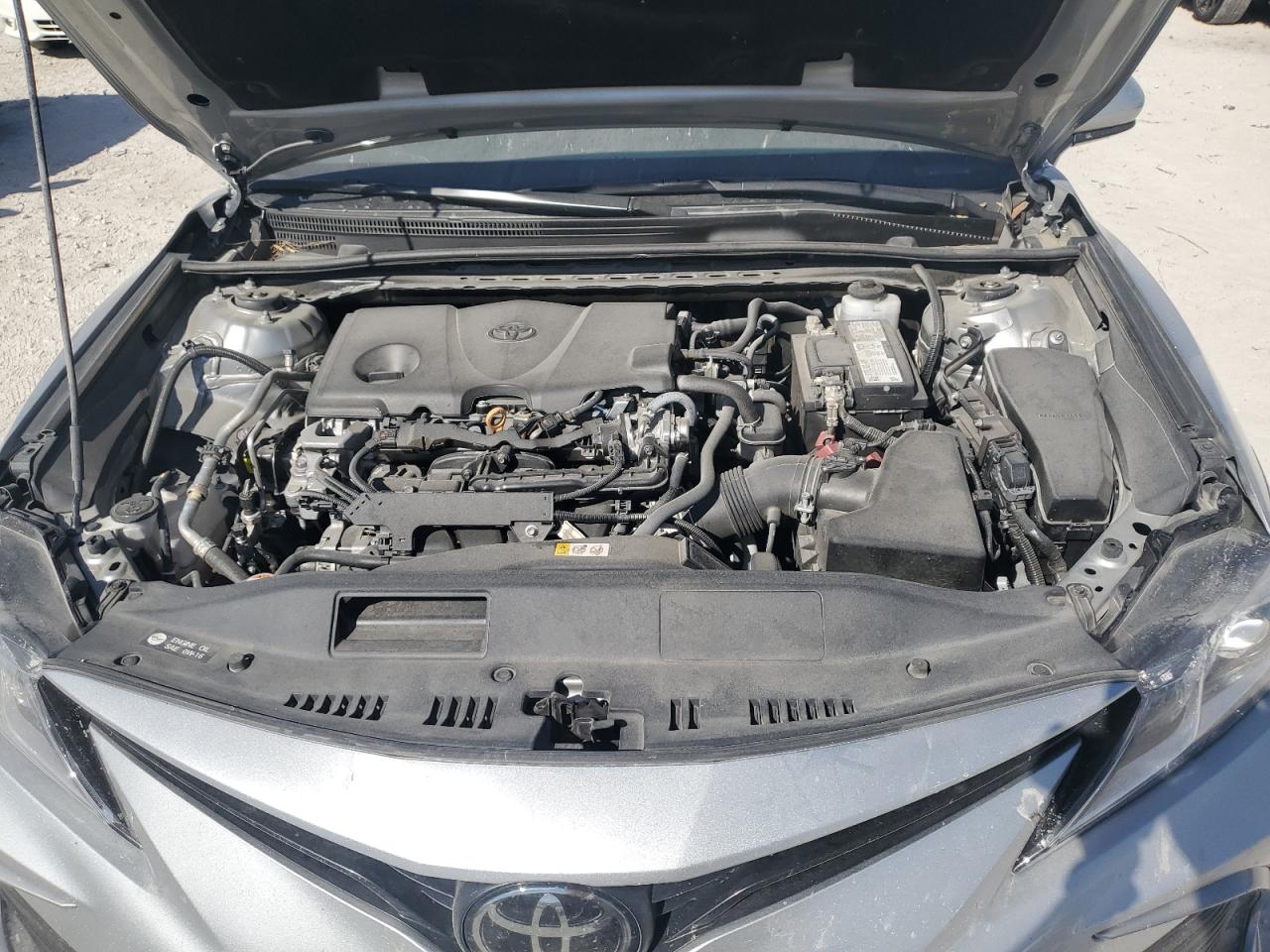 2022 Toyota Camry - Image 11