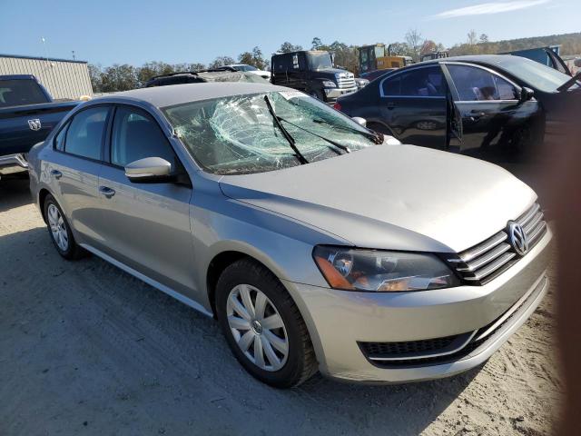  VOLKSWAGEN PASSAT 2013 Gray