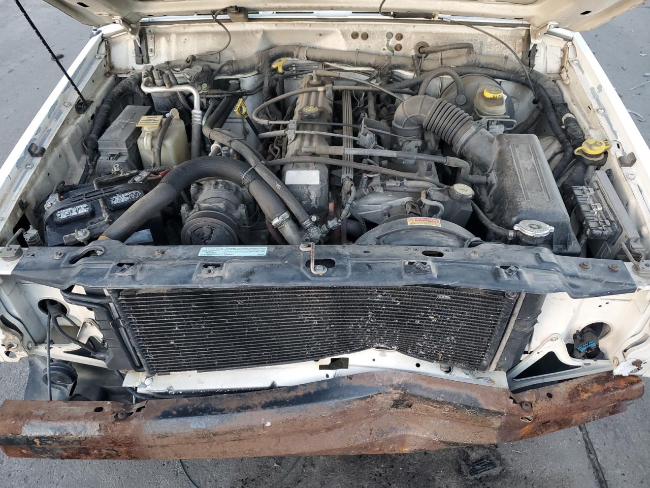 1998 Jeep Grand Cherokee - Image 12