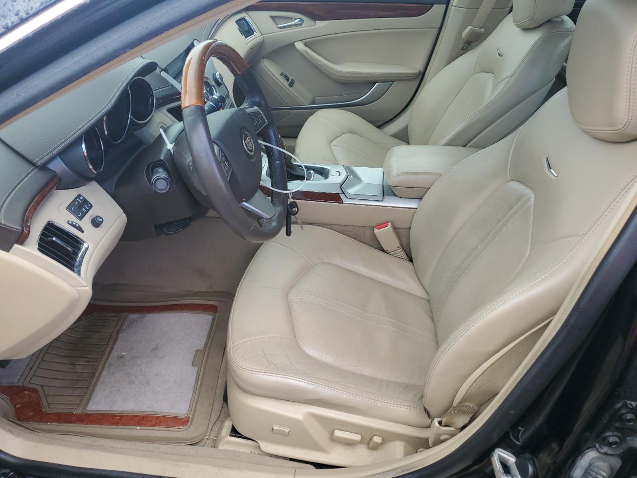 2011 Cadillac Cts Luxury Collection VIN: 1G6DE5EY2B0132861 Lot: 70059054