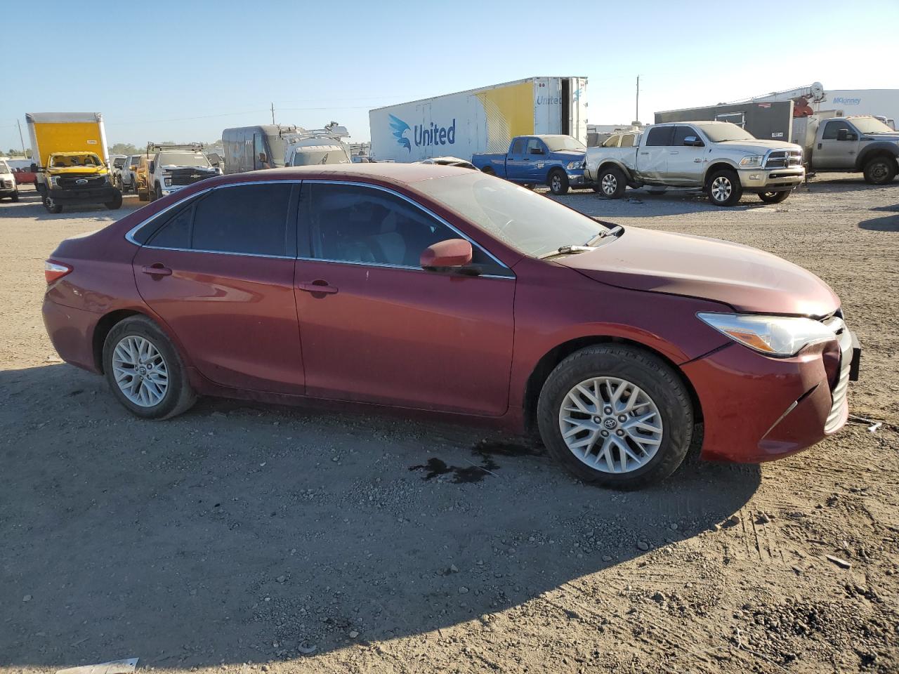 VIN 4T1BF1FK7HU749058 2017 TOYOTA CAMRY no.4