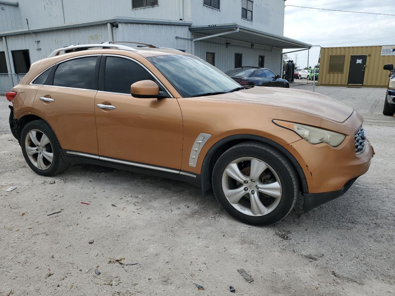 2010 Infiniti FX - Image 4