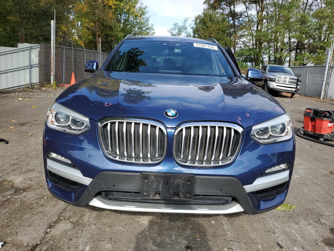 VIN 5UXTR9C52JLD57924 2018 BMW X3 no.5