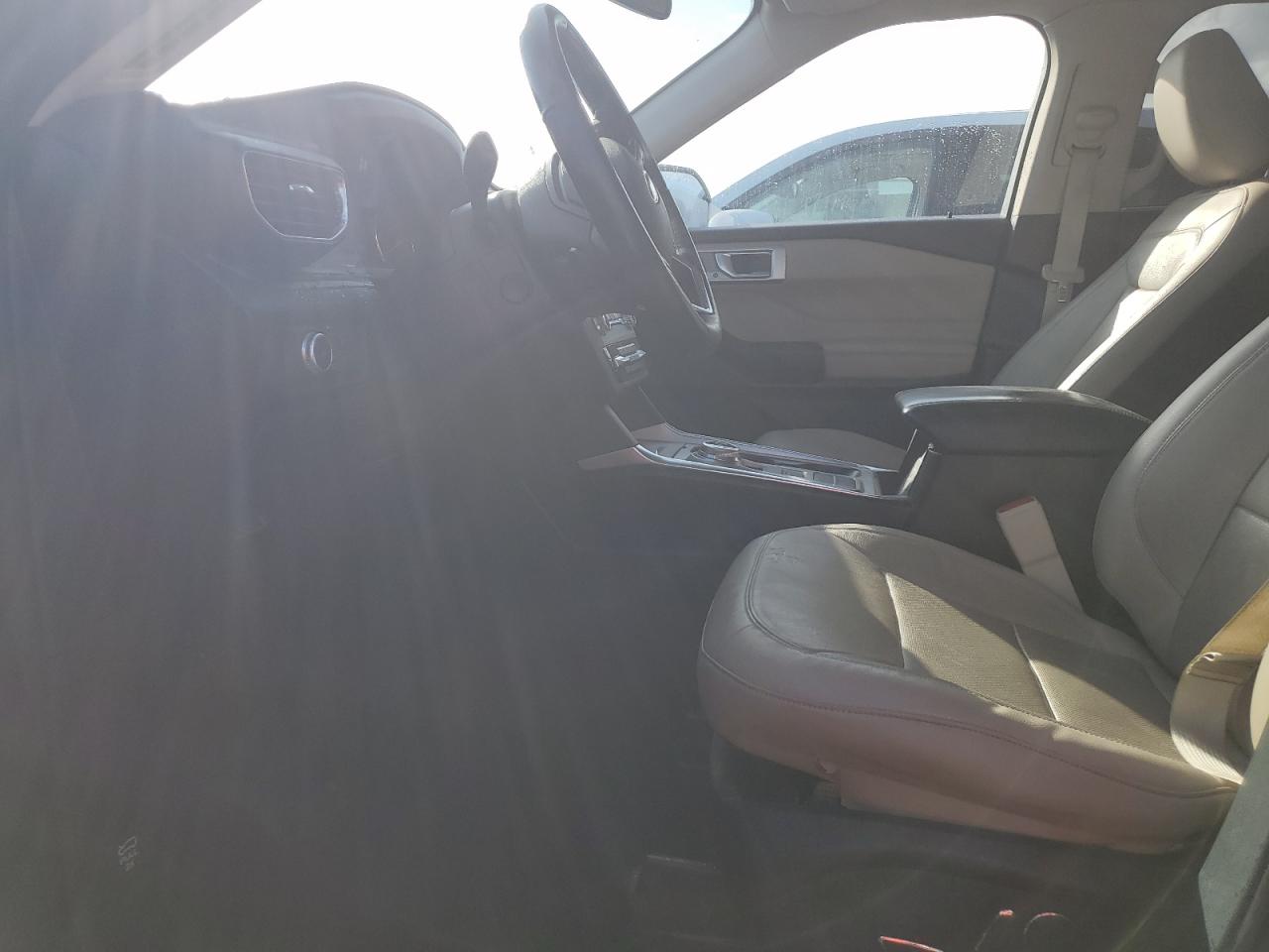 2020 Ford Explorer - Image 7