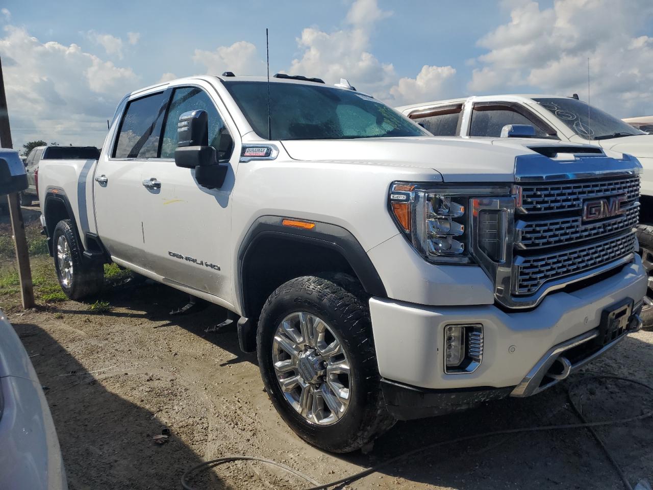 2020 GMC Sierra - Image 4