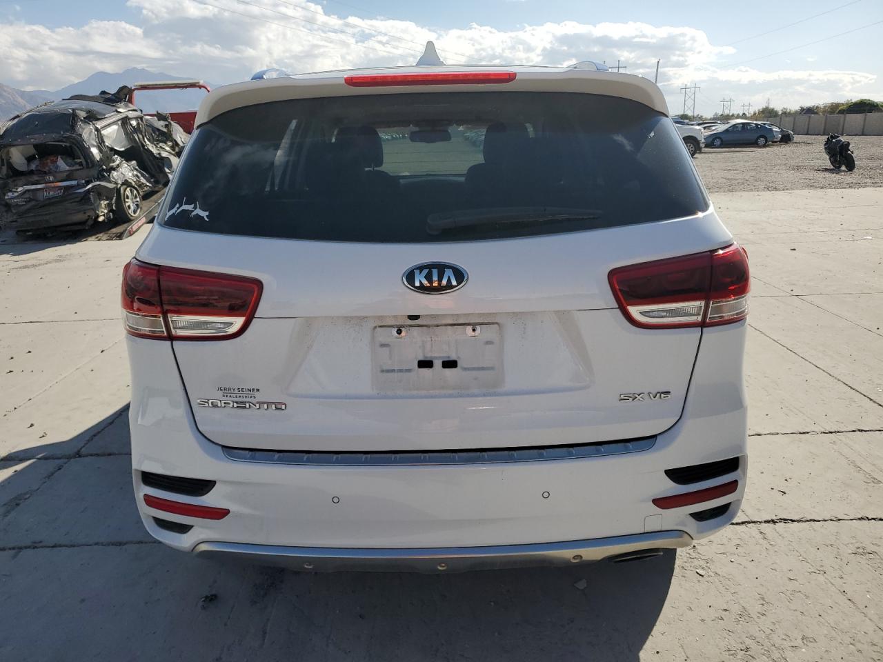 2017 Kia Sorento - Image 6