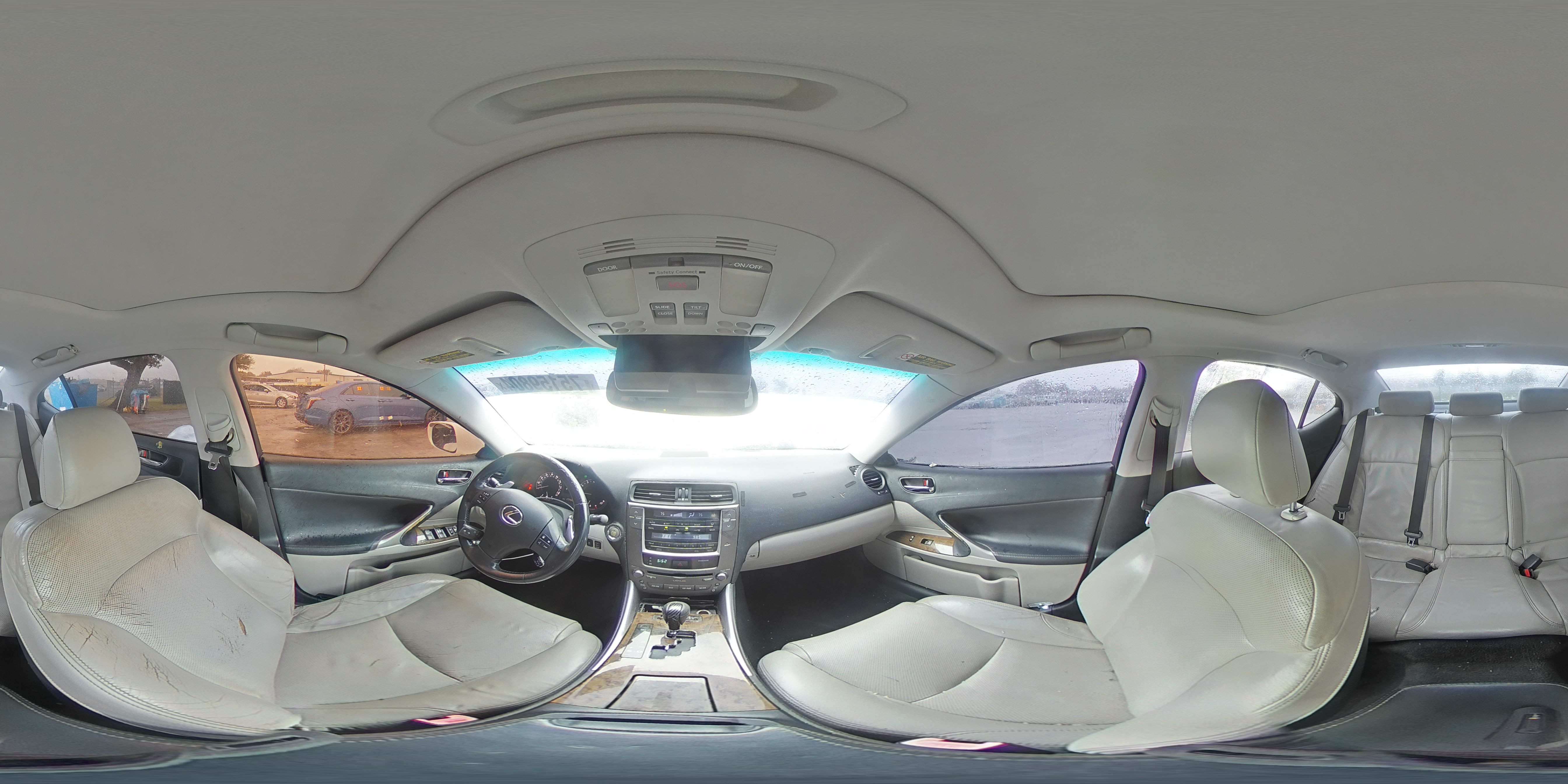 2010 Lexus IS - Image 13