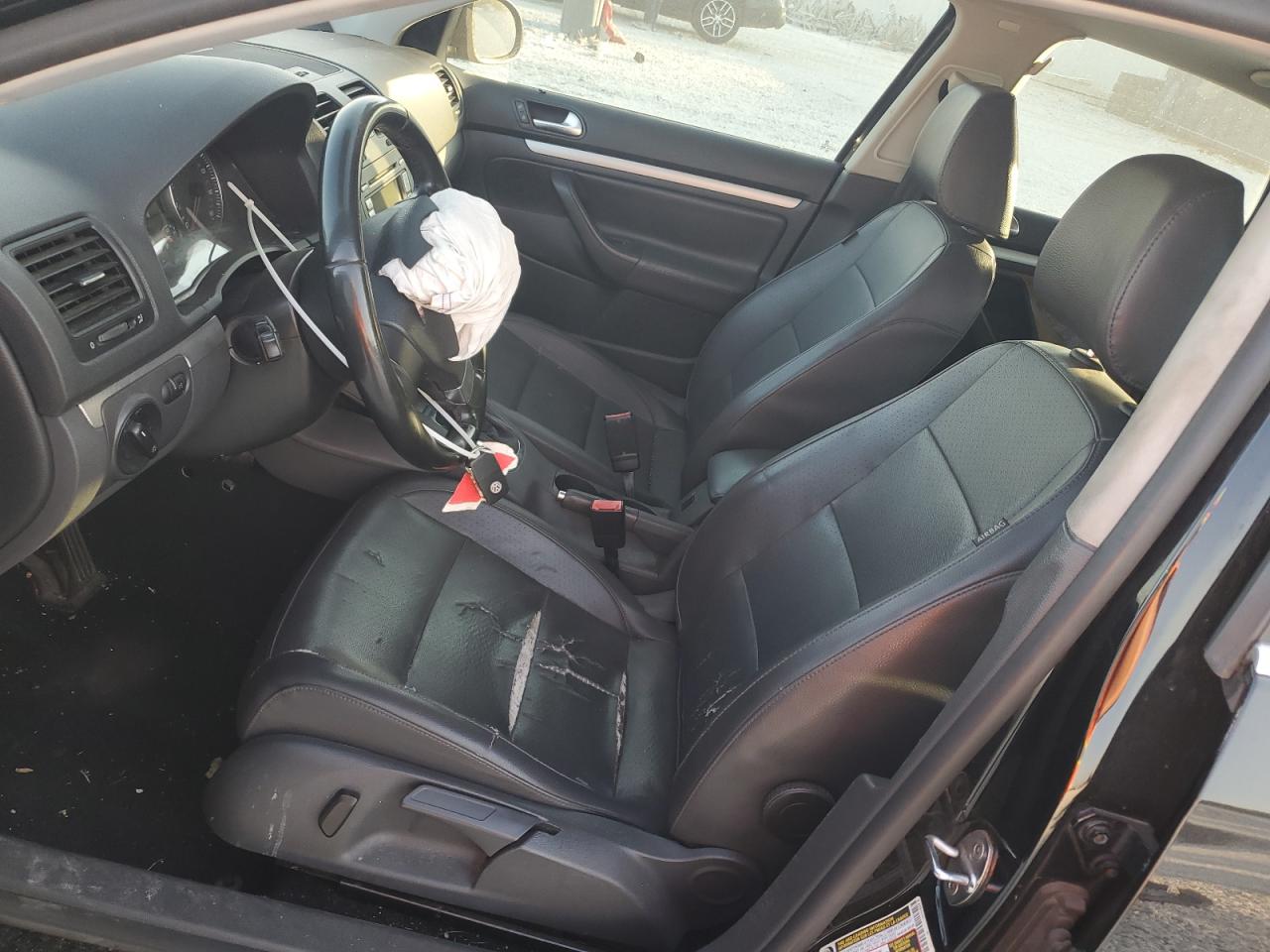 2009 Volkswagen Jetta - Image 7