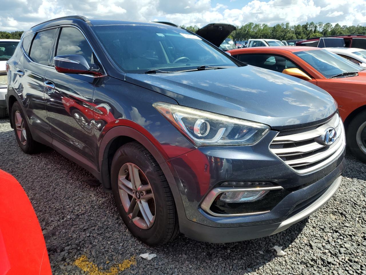 2017 Hyundai Santa Fe - Image 4
