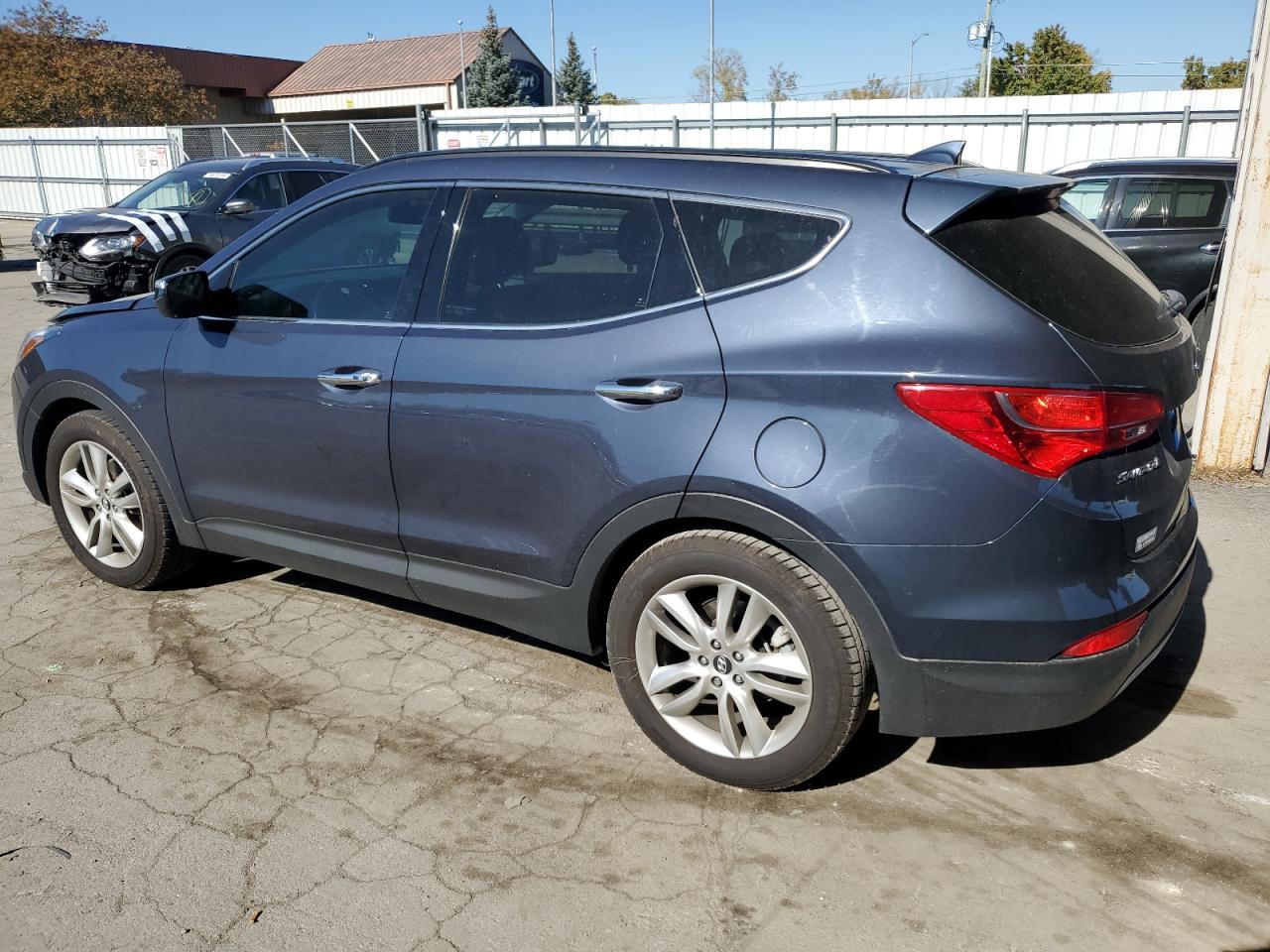 2014 Hyundai Santa Fe - Image 2