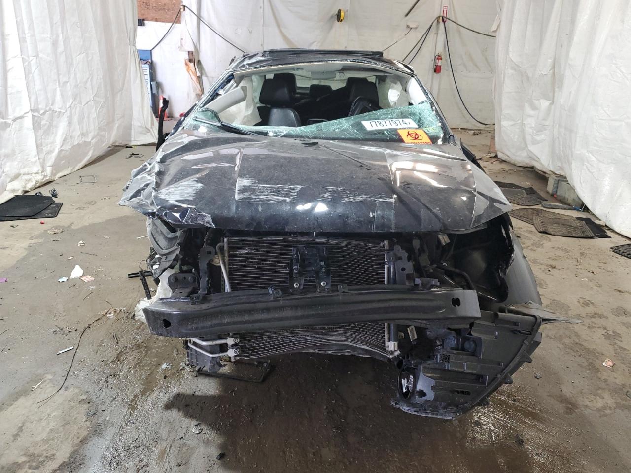 2019 Volkswagen Passat - Image 5