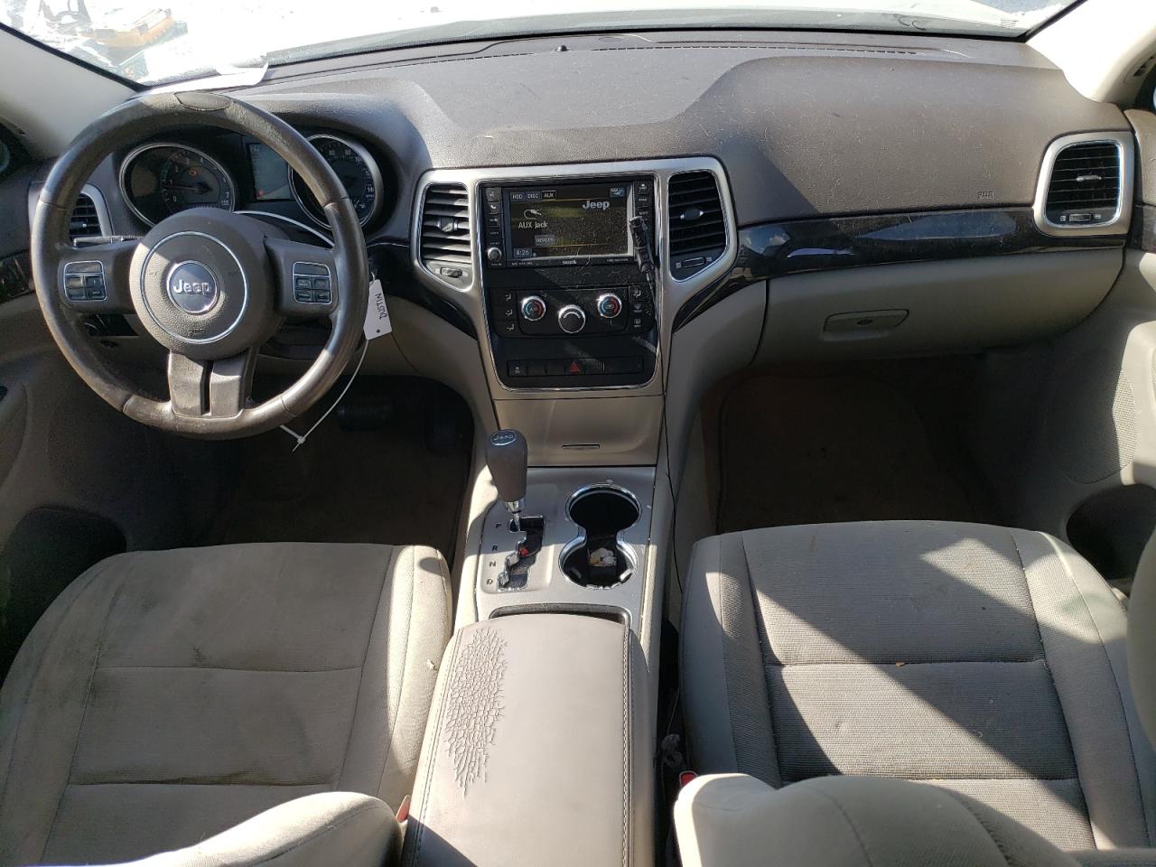 2012 Jeep Grand Cherokee - Image 8
