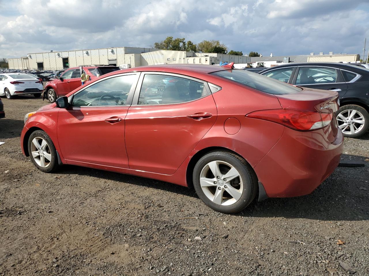 2012 Hyundai Elantra - Image 2