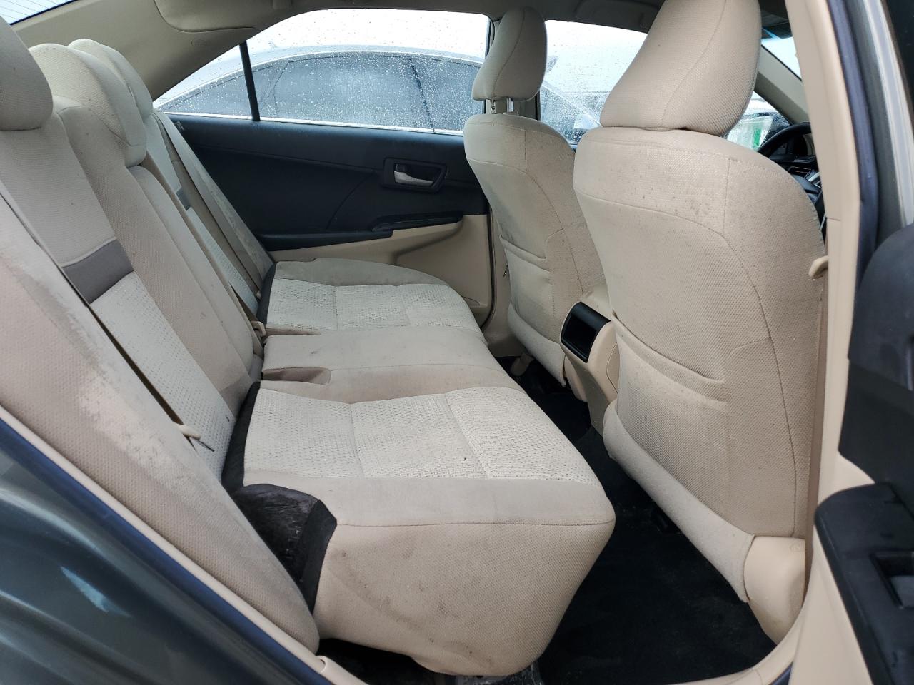 2014 Toyota Camry - Image 10
